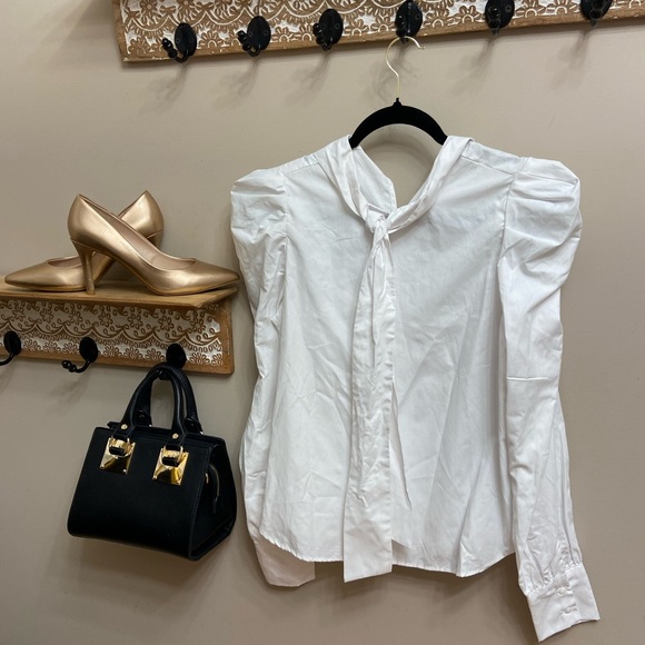 White Frenchy style blouse with puff sleeves M - Picture 5 of 5